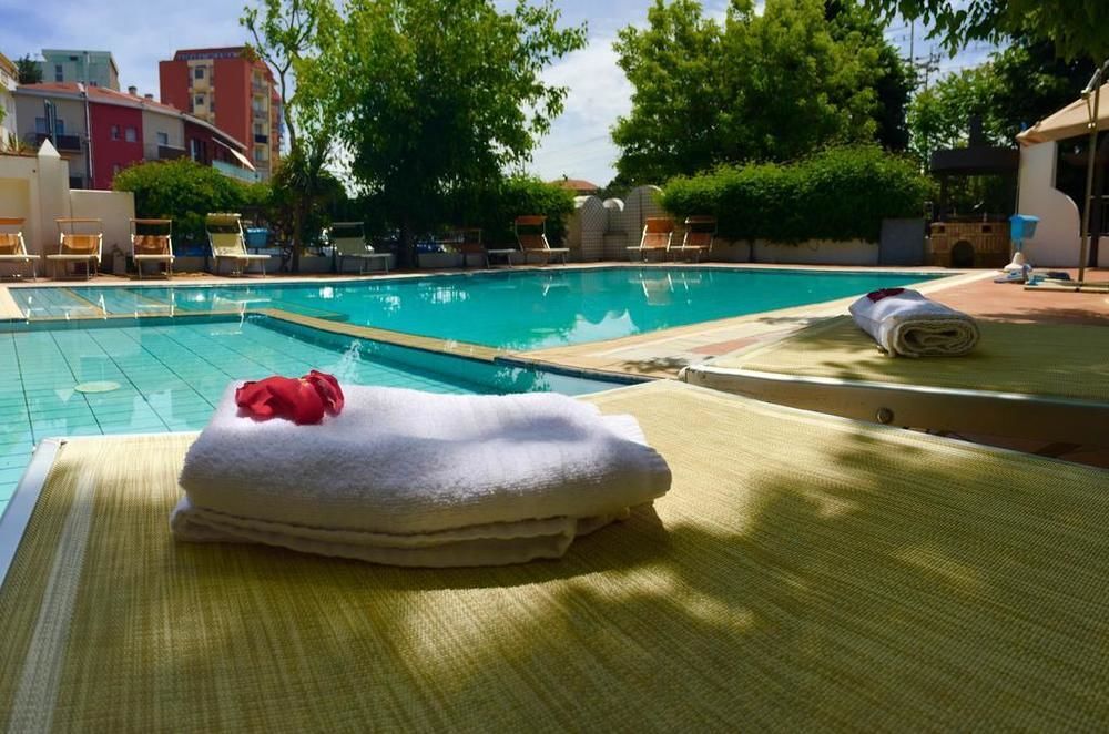 Mehari Rimini - Family Hotel Екстериор снимка
