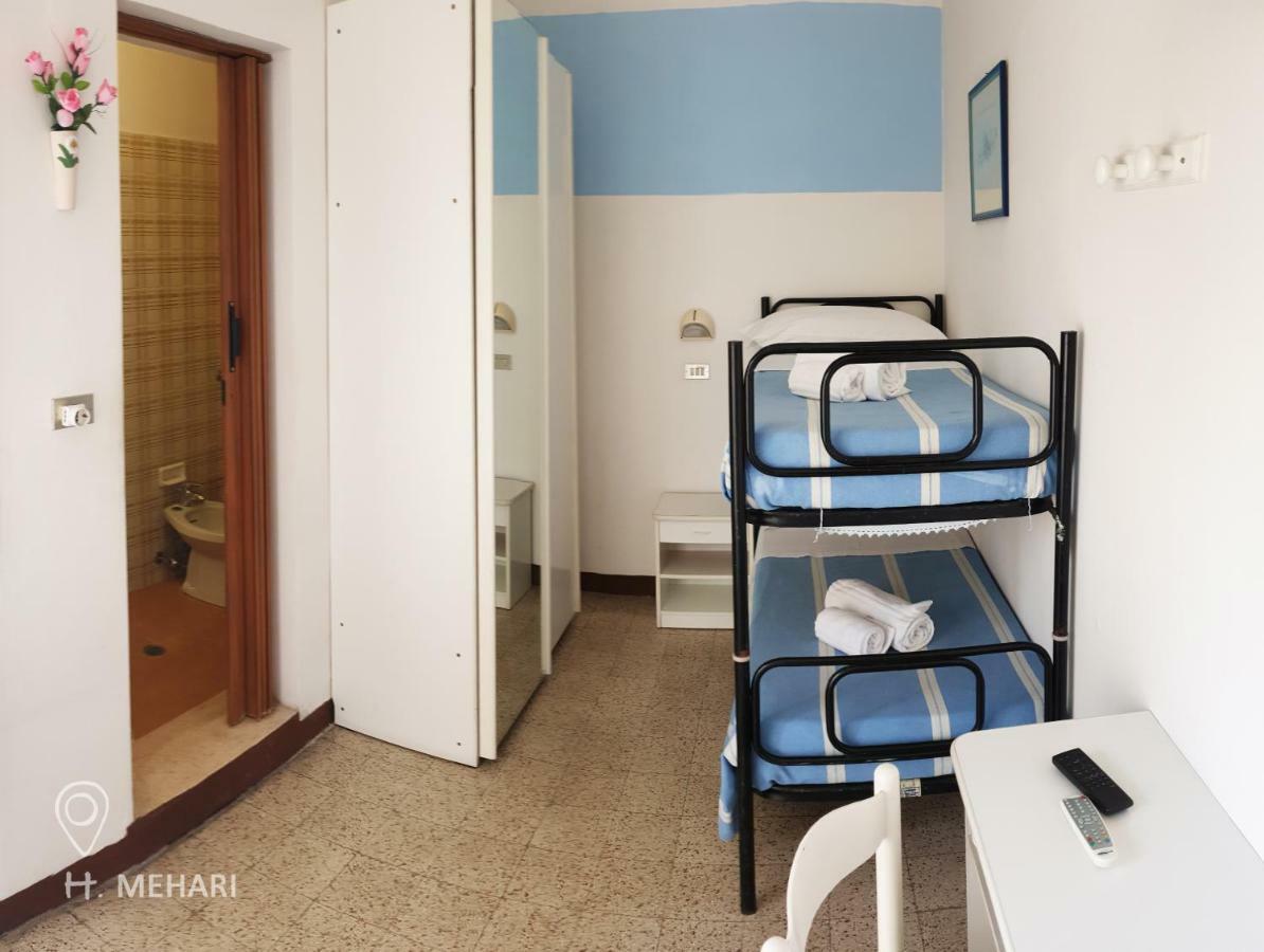 Mehari Rimini - Family Hotel Екстериор снимка